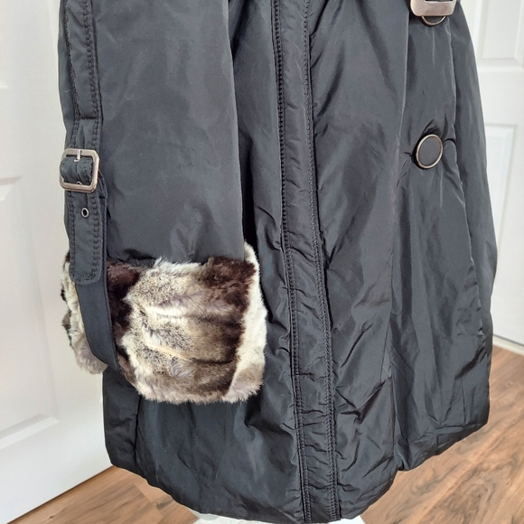 Madre Perla New Jacket, Italy - Picture 6 of 11